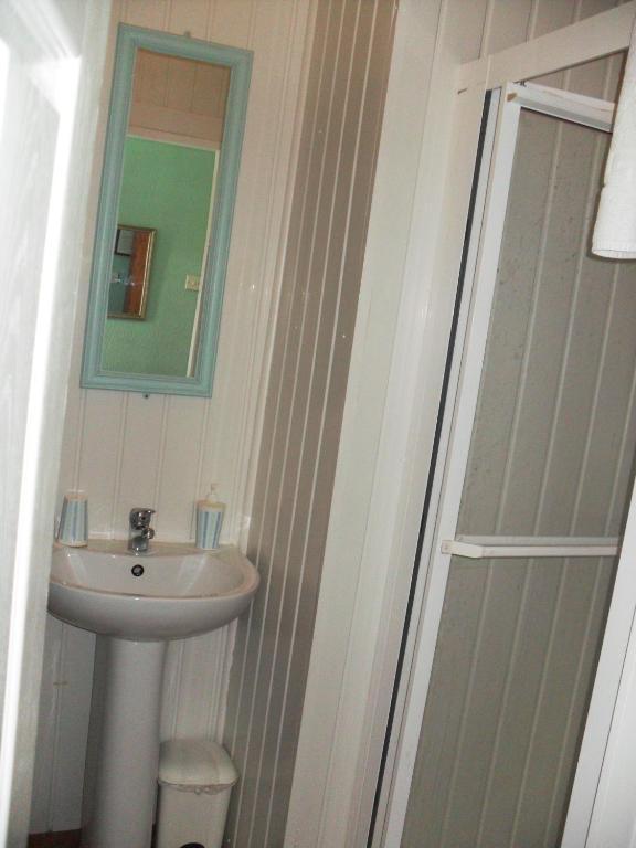 Bradleys Hotel Blackpool Room photo